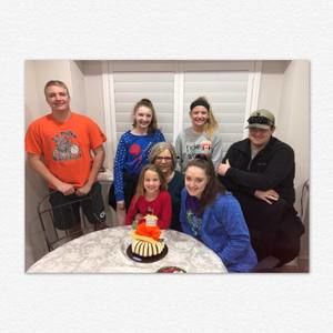 Meet your Posher, Linda